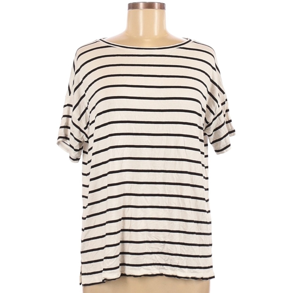 LAST CHANCE! ♻Banana Republic Striped Short Sleeve T-Shirt